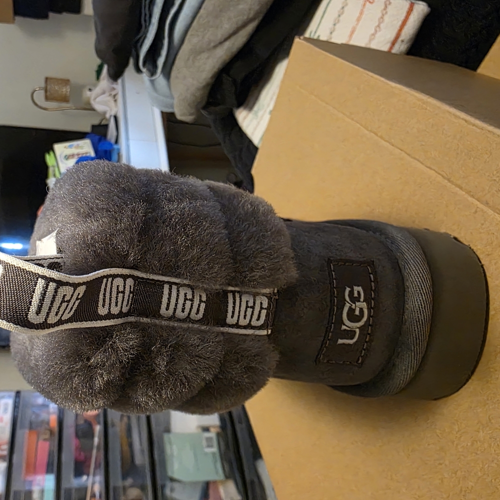 UGG Gray Boot